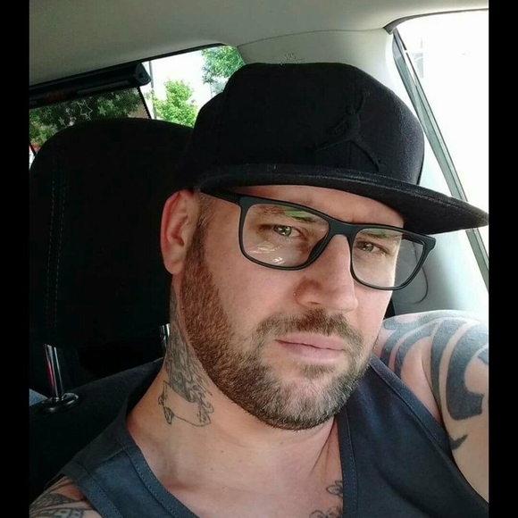 Meet your Posher, Matt - Picture 1 of 1